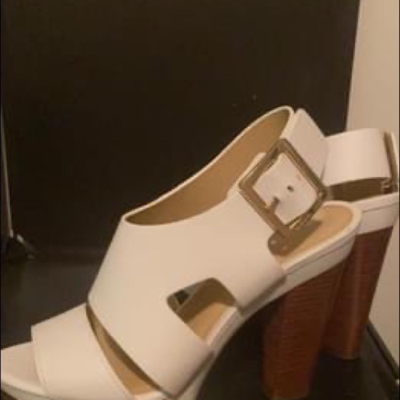 New with tags Micheal kors size 6 regular price $120 yours today for $80 - Picture 4 of 5